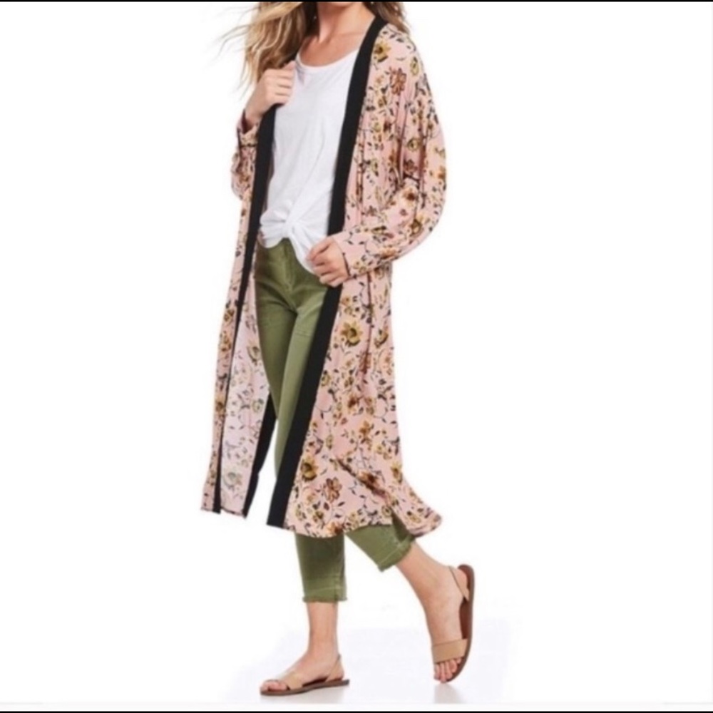 NWT SANCTUARY Calico Floral-Print Belted Kimono